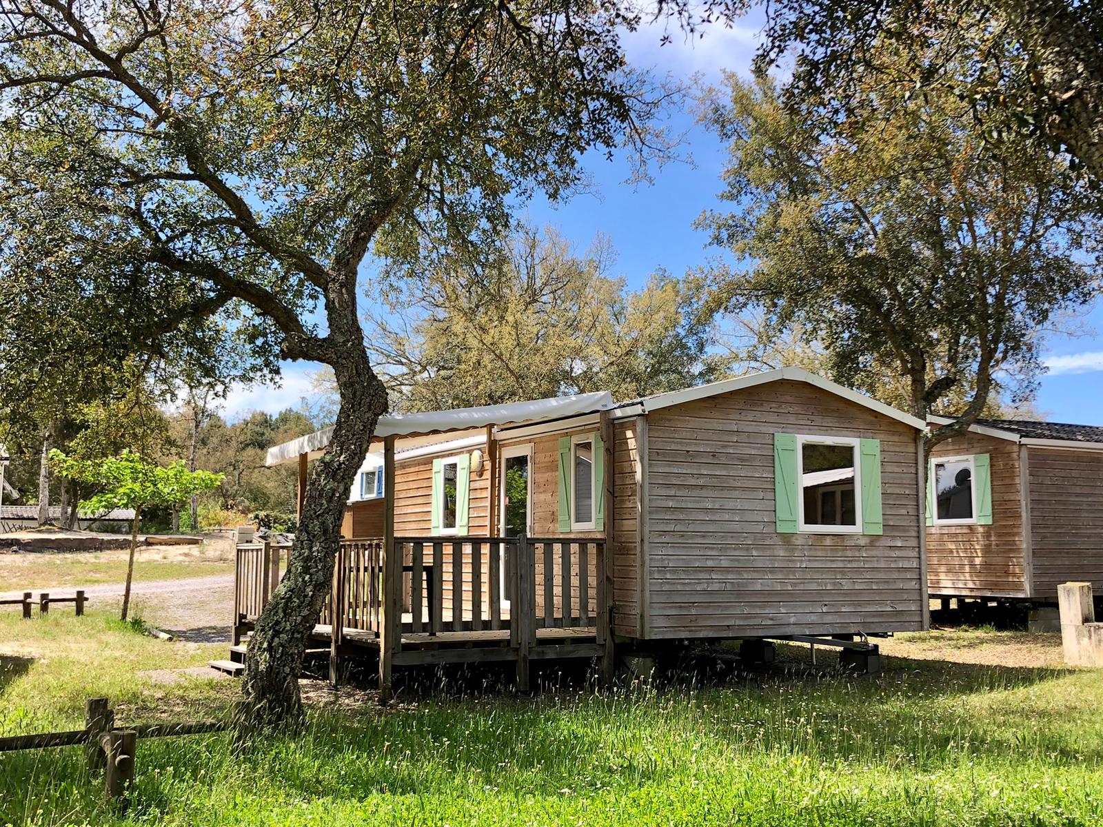 vista exterior de una mobil home confort 2